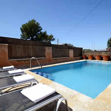 5 Oceanos Villa *